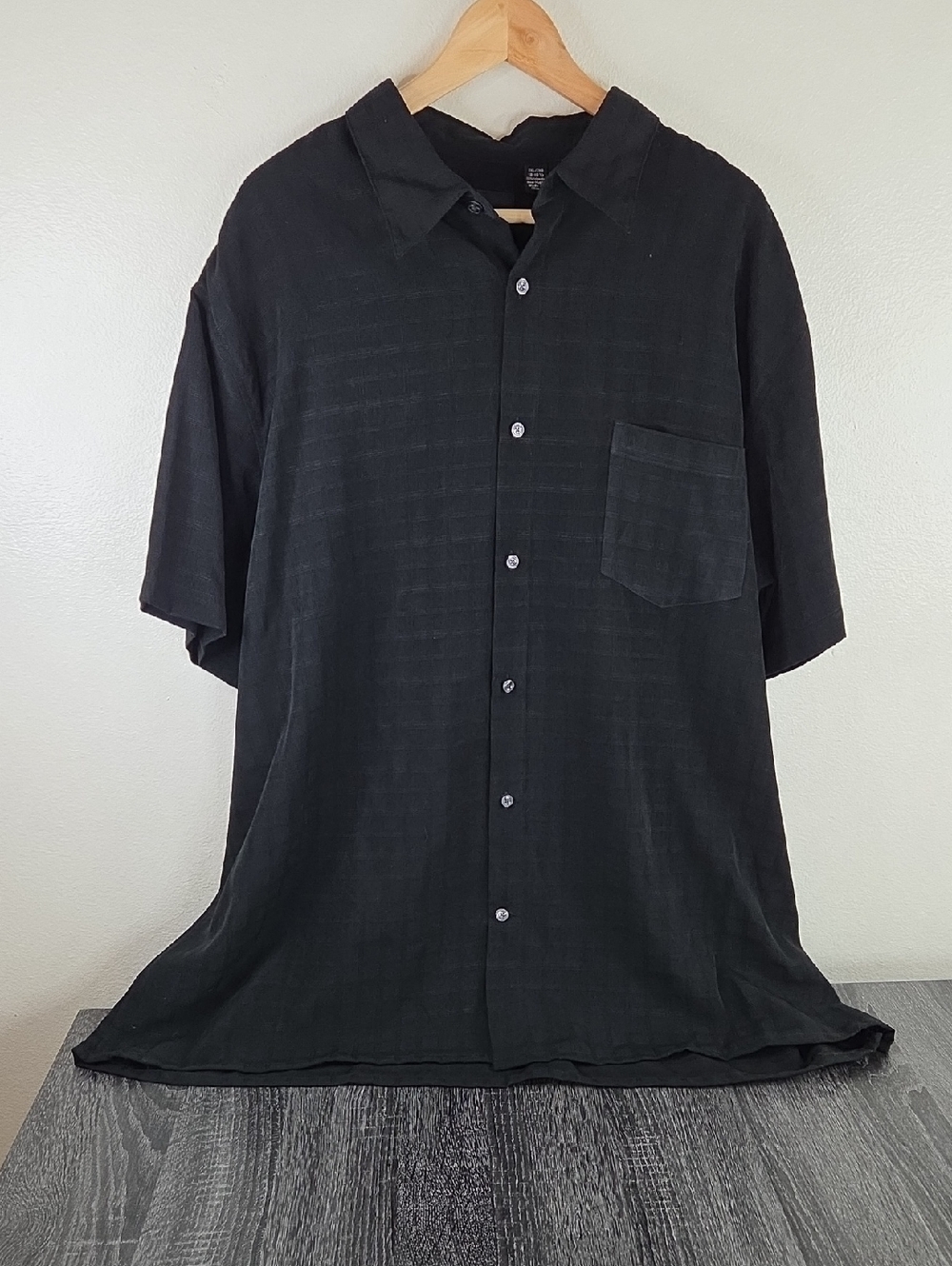 jf j.ferrar Black Short NWT $42 Sleeve Button-Down Shirt. Neck 18 To 18.5.